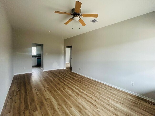 Foto del edificio - 1318 Stowell St
