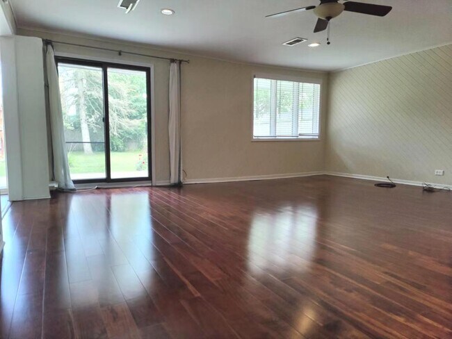 Foto del edificio - 118 Lockerbie Ln