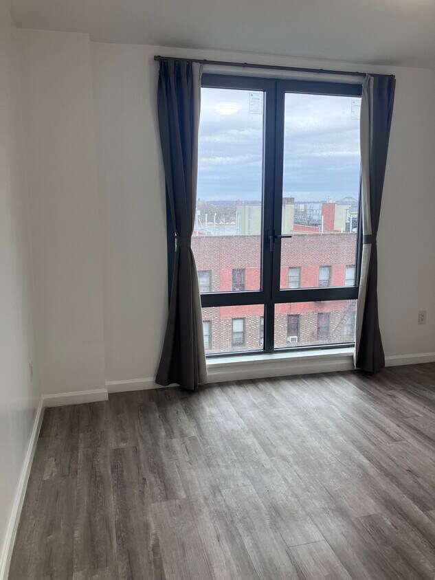 Foto principal - 3563 95th St