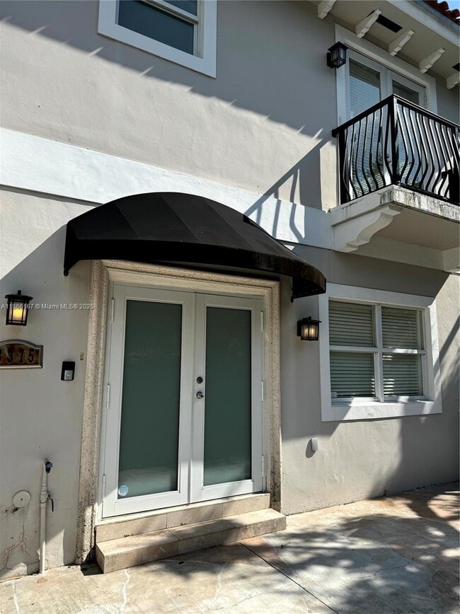 Building Photo - 3375 Percival Ave