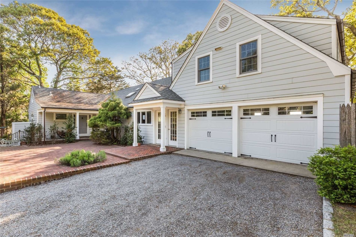 18 N Shore Rd, Hampton Bays, NY 11946 House Rental in Hampton Bays