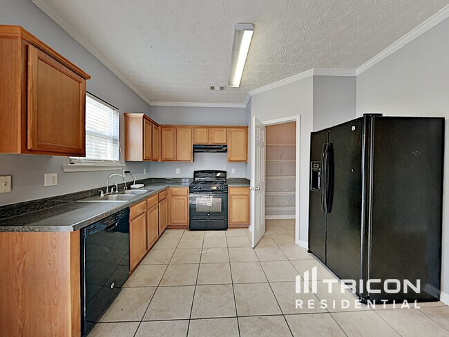 Building Photo - 3816 Shenfield Dr