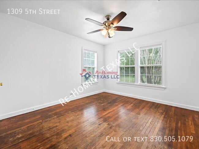 Foto del edificio - 1309 5th St