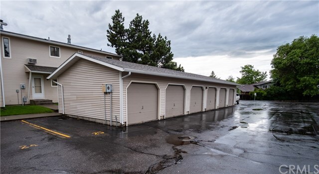 Building Photo - 3285 Canyon Dr