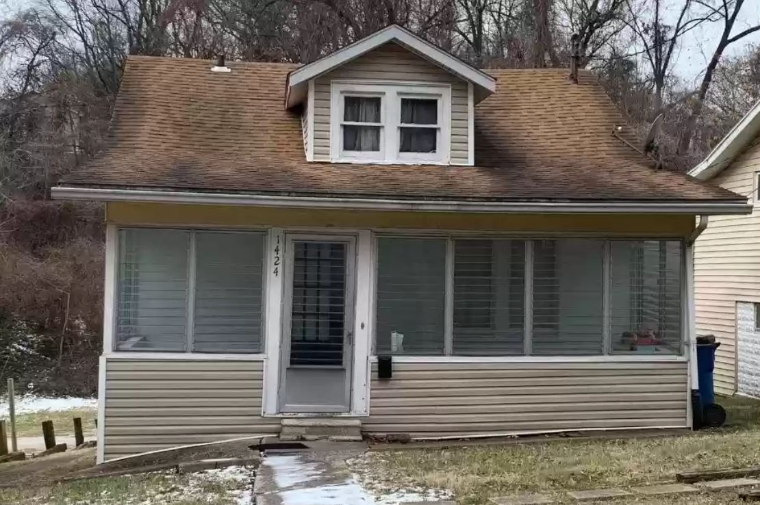 Primary Photo - 1424 Maupin Ave