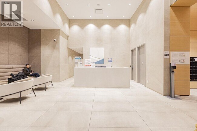 Photo du bâtiment - 6000 McKay Ave