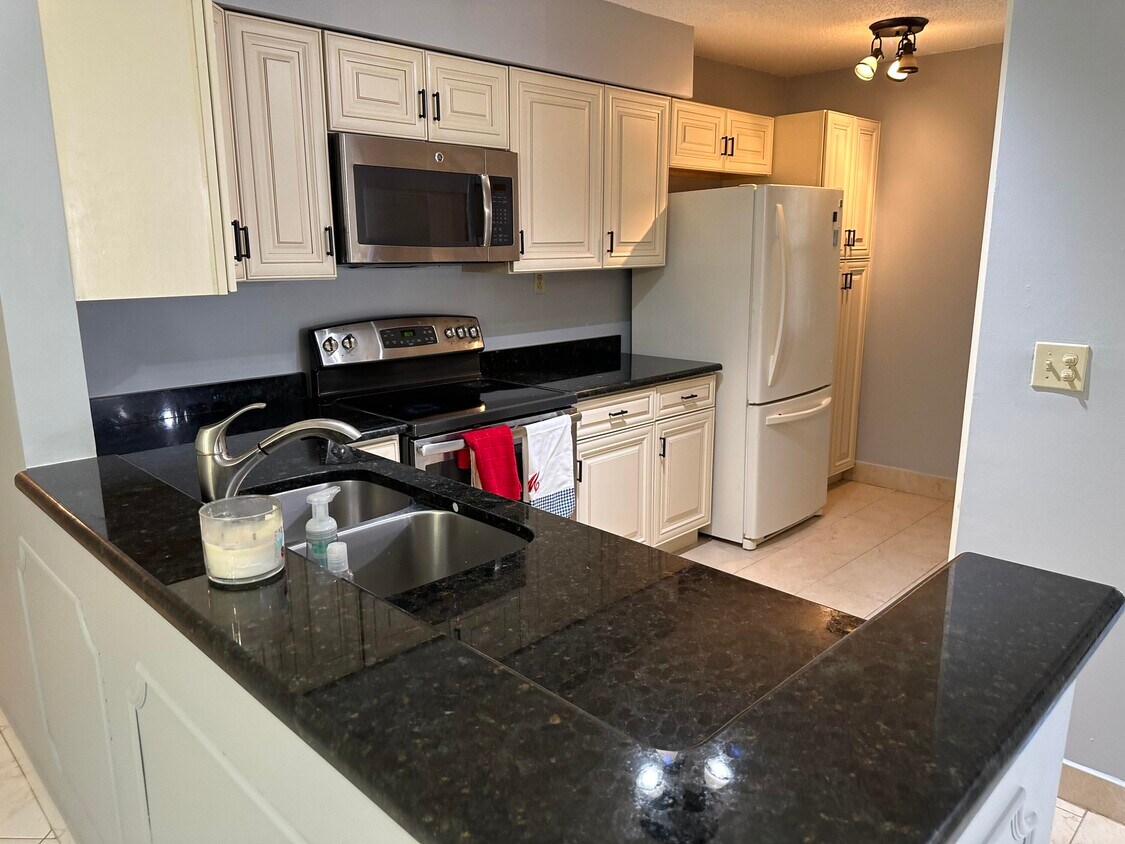 14905 Wedgefield Dr Unit 101, Delray Beach, FL 33446 Condo for Rent