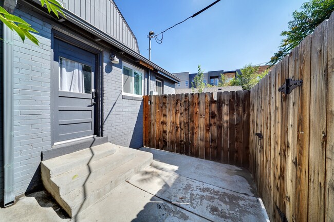 Photo - 2528 W 23rd Ave Apartment