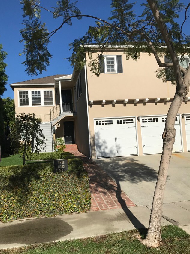 Primary Photo - 11343 Cashmere St