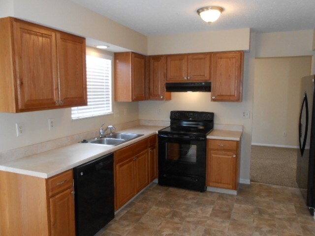 Building Photo - 3460 Oak Bend Blvd