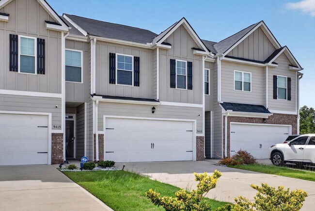Foto del edificio - Living in Laurel Park