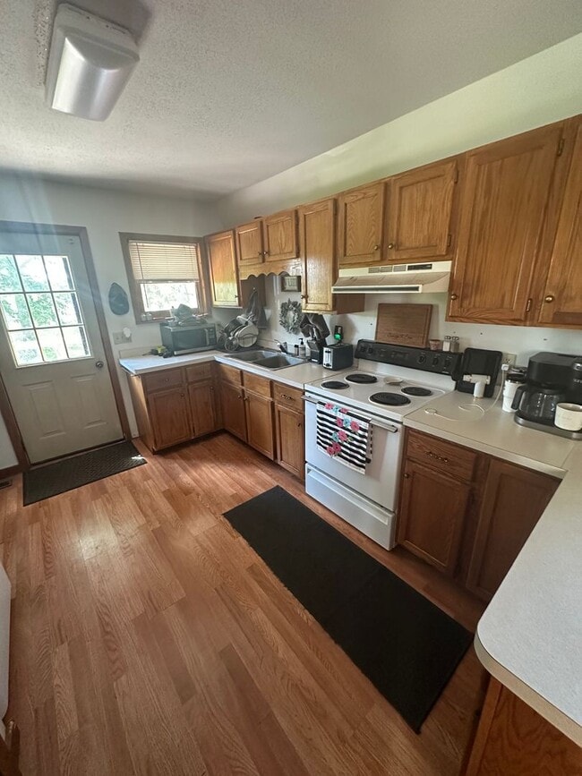 Foto del edificio - 2 Bedroom, 2 Bath, with Double Garage.
