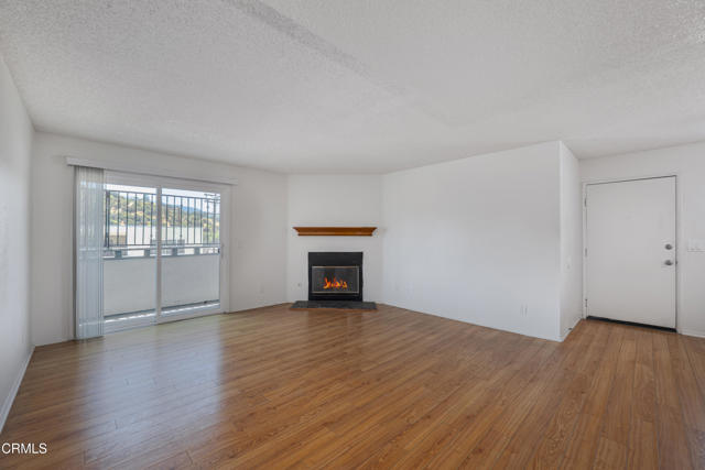 Foto del edificio - 10133 Tujunga Canyon Blvd