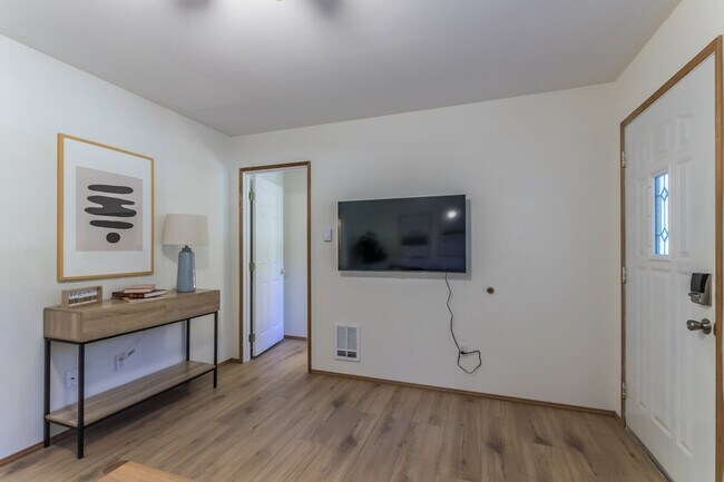 Foto del edificio - 226 Paradise Dr