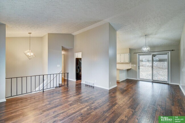 Foto del edificio - 13527 Washington Cir