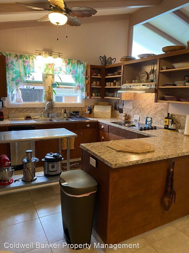 Foto del edificio - 3 br, 3 bath House - 145 Terrace Circle