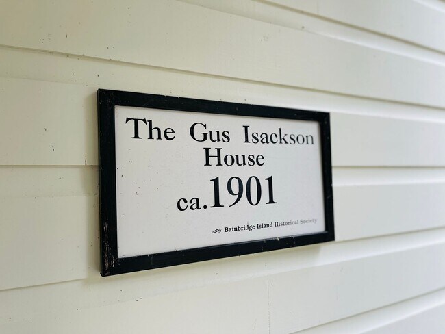Building Photo - This MAGICAL Bainbridge Island farm is now...