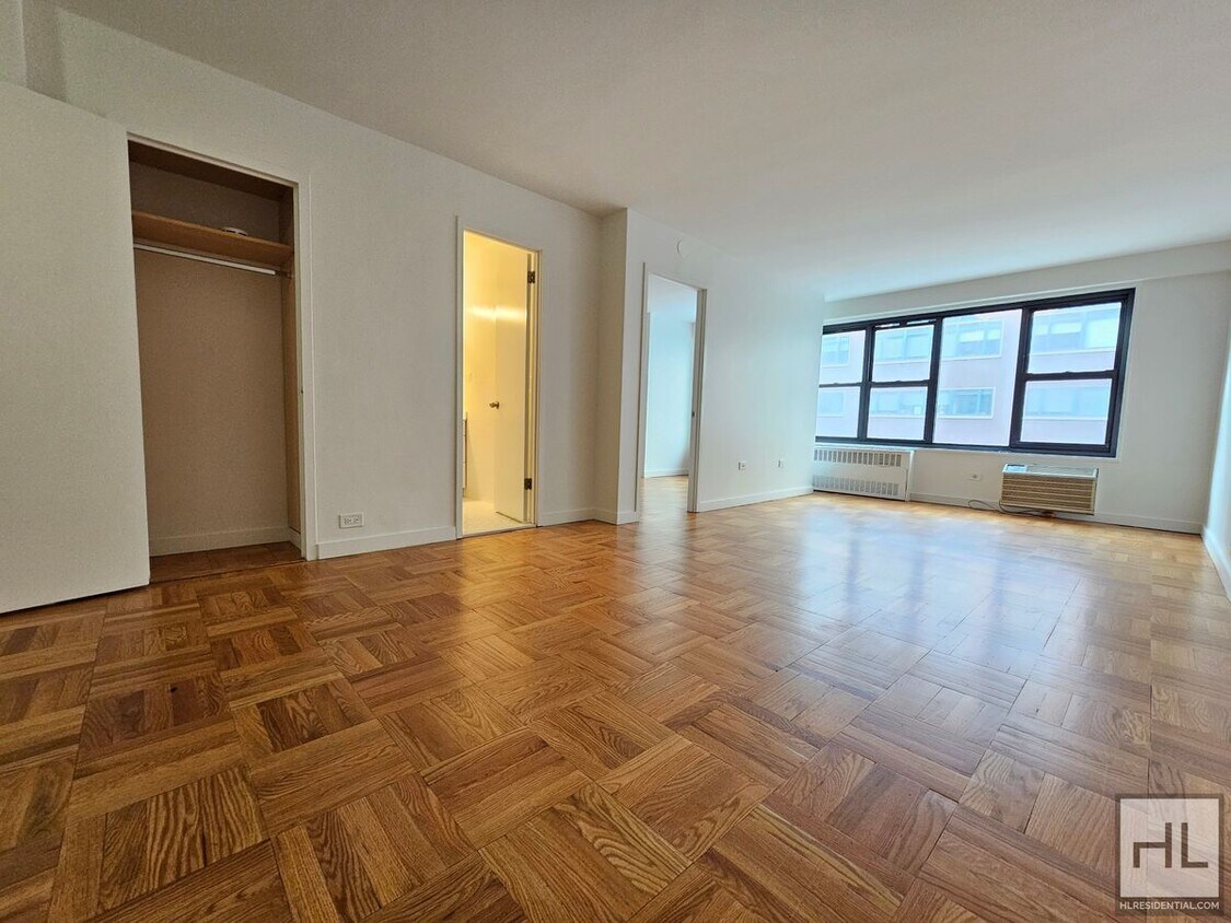 Foto principal - Fourth Avenue