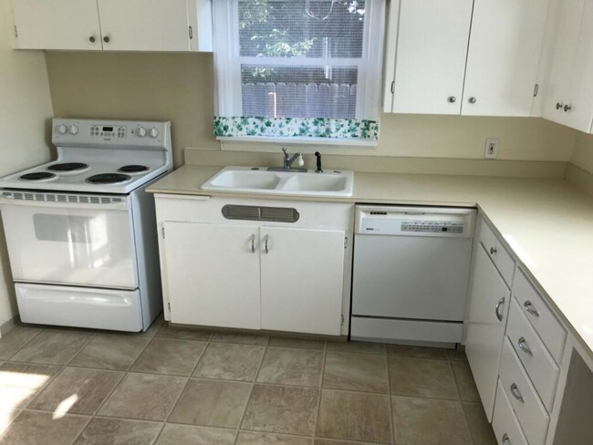 Building Photo - 2 bedroom in Walla Walla WA 99362