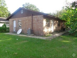 Building Photo - 1716 E Idell St