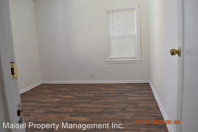 Building Photo - 3 br, 2 bath House - 6122 BROMLEY AVENUE -...