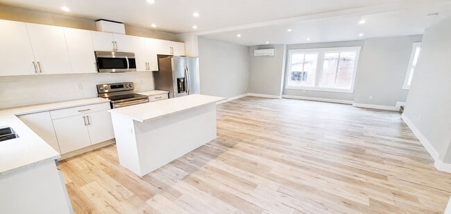 Building Photo - 5797 Golden Eagle Dr