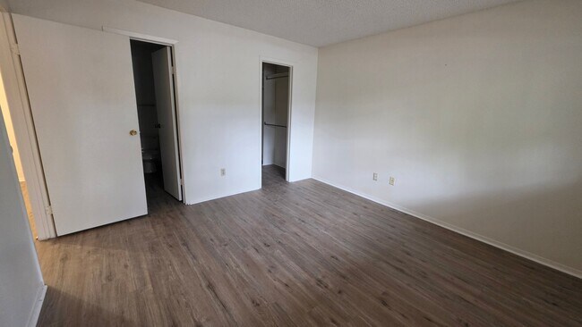 Photo - 2355 E Geddes Ave Apartment