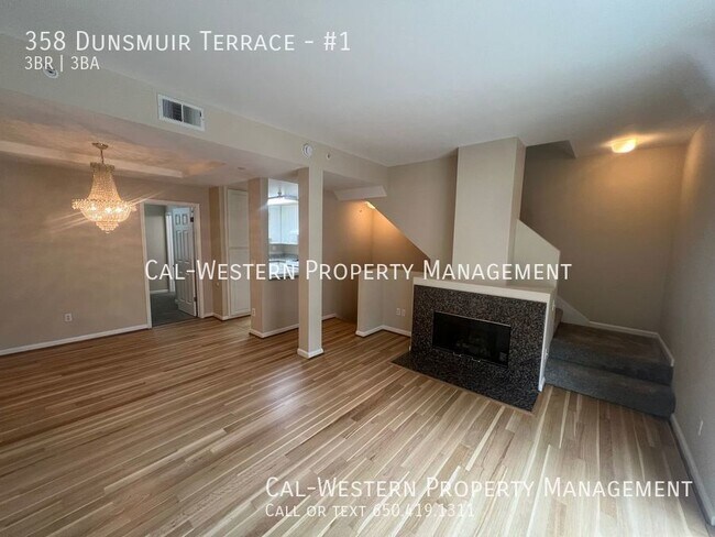 Building Photo - Beautiful 3/3 TH, Sunnyvale Schools, Close...