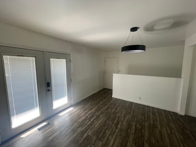 Foto del edificio - 3838 S Sunnyvale Dr