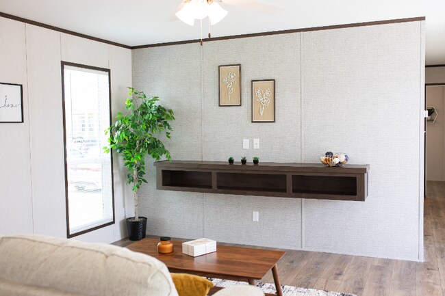 Foto del edificio - 6105 E McKinney St