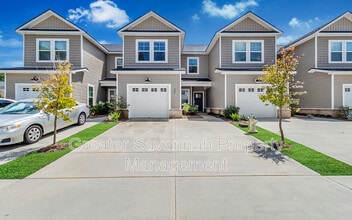 Building Photo - 134 Ainsdale Dr