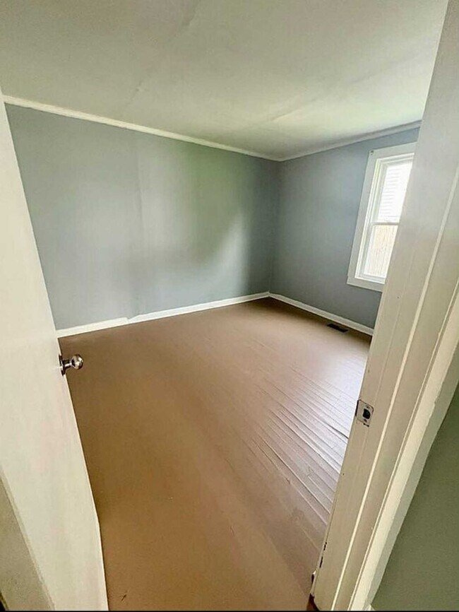 Foto del edificio - 4 Bedroom Home!