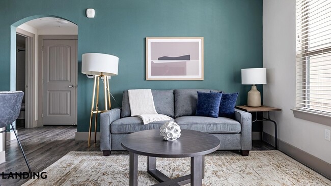 Building Photo - 12500 Shadowglen Trce