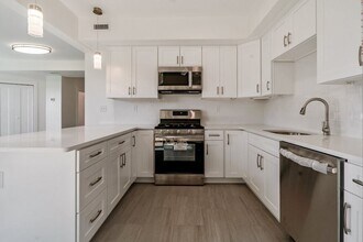 Building Photo - 82 Ballou Ave