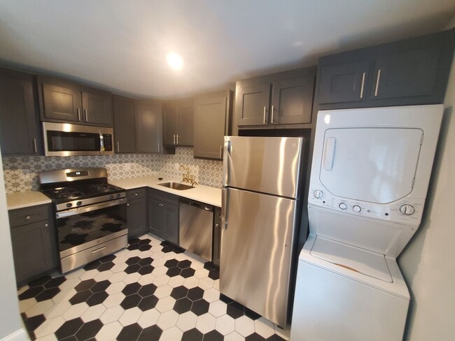 Interior Photo - The Holmes