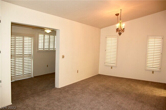 Foto del edificio - 8908 Litchfield Ave