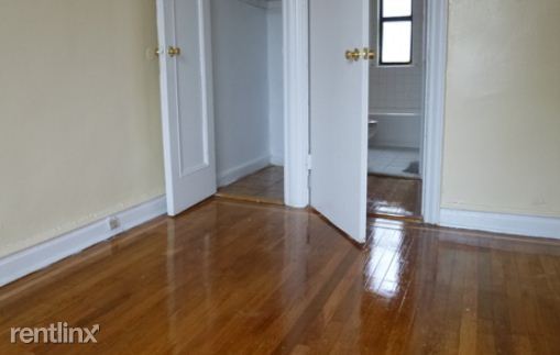 Building Photo - 1516 Beach Ave