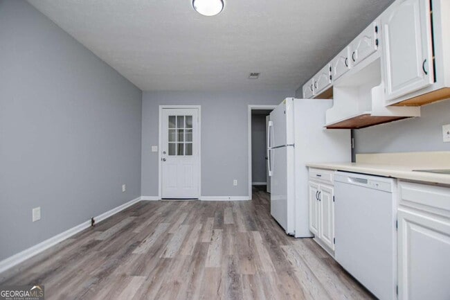 Building Photo - 801 Bowdon Tyus Rd