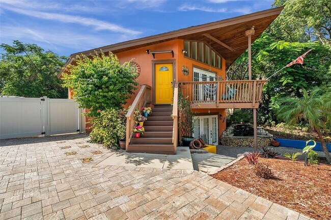 Building Photo - 1261 12th Ct SW