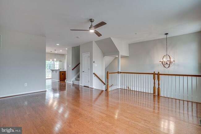 Building Photo - 2895 Sedgemore Pl
