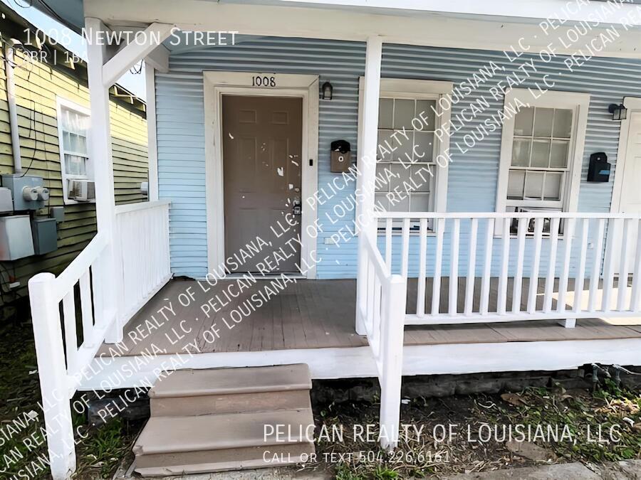 Primary Photo - 1008 Newton St