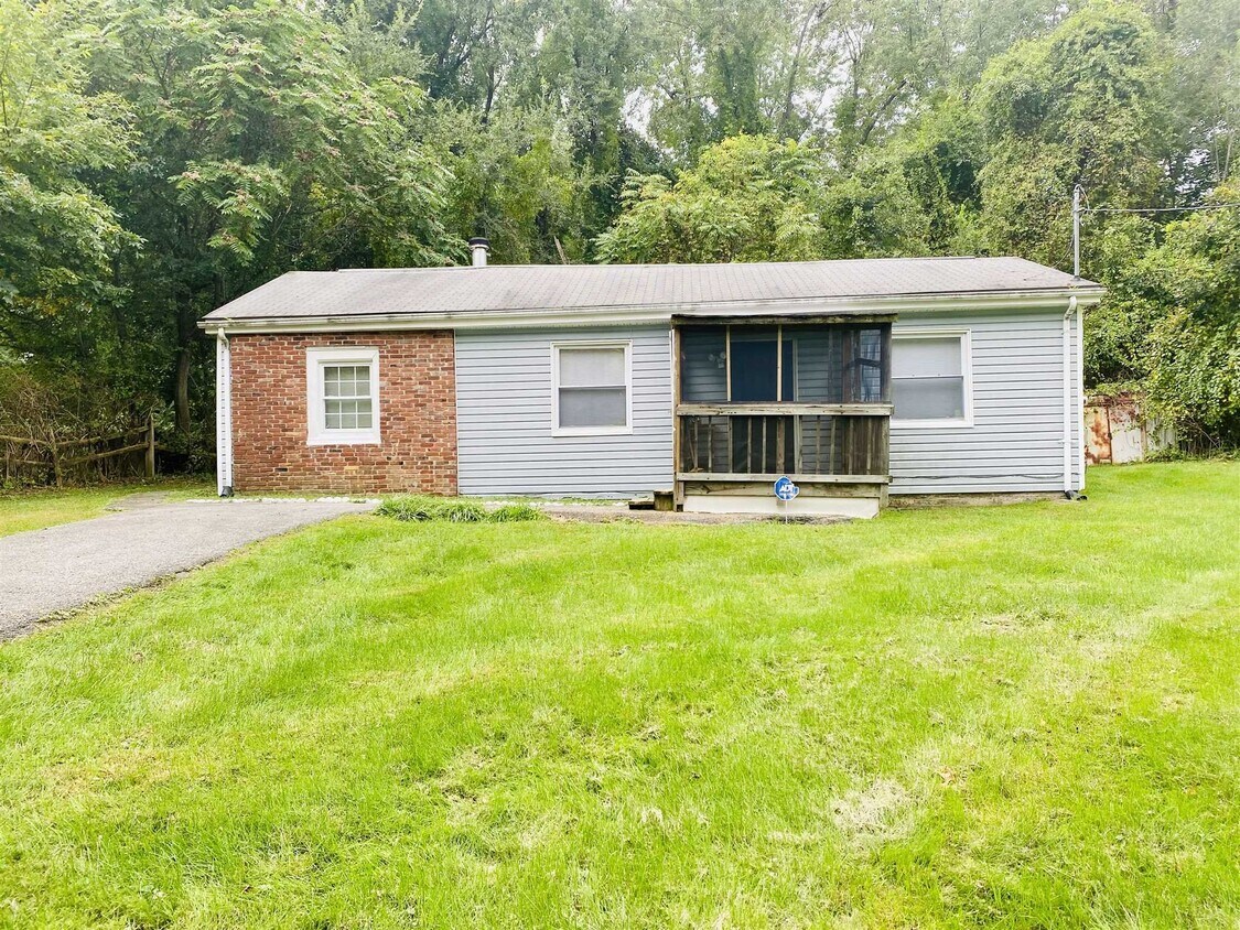 Primary Photo - 27 Brown Rd
