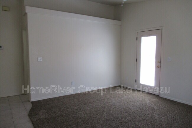 Foto del edificio - 2286 Agave Dr