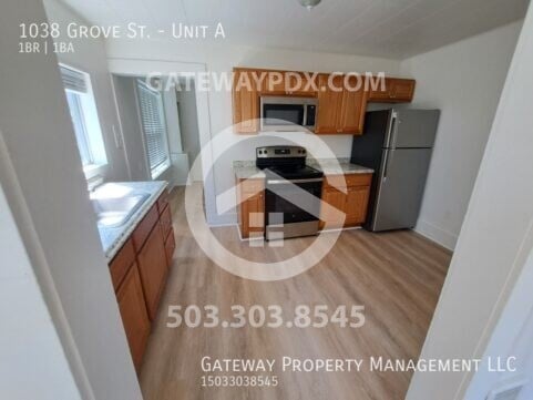 Building Photo - 1038 Grove St