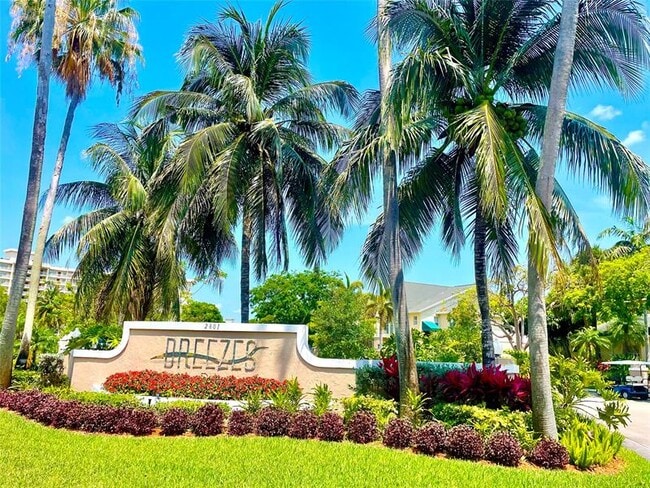Foto del edificio - 2827 N Course Dr