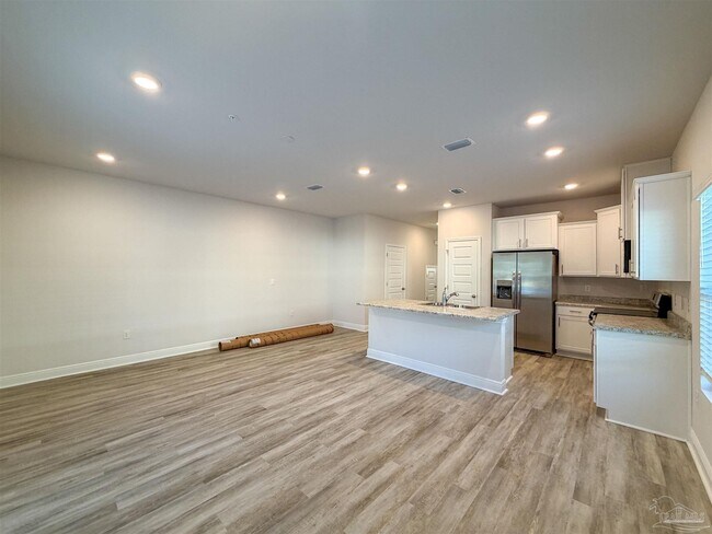 Foto del edificio - 710-E Giese Ln