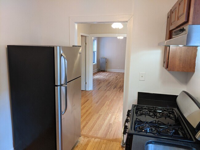 Kitchen with stainless steel appliances - 806 Sherman Ave