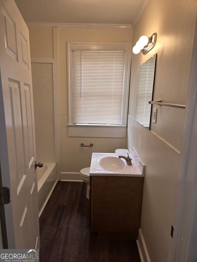 Building Photo - 209 W Moore St