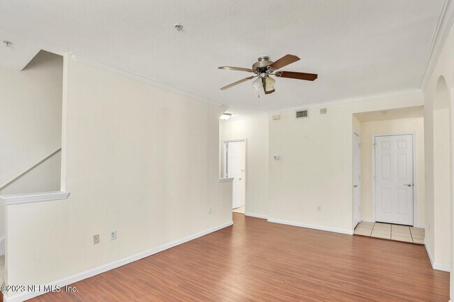 Building Photo - 10075 GATE N Pky