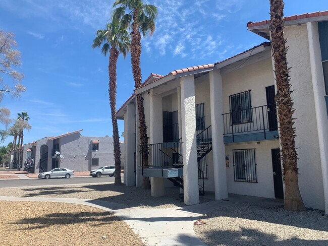 Foto del edificio - 4717 Elk Springs Ave